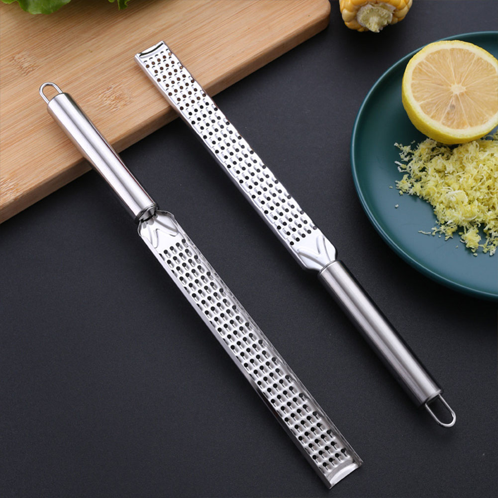 Râpe de cuisine en acier inoxy - Cheese Grater Box avis et prix
