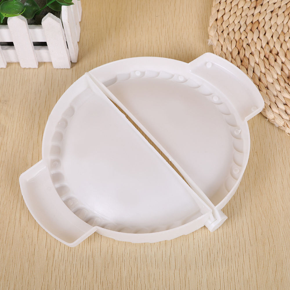Presse manuelle pour raviolis  - Kitchen Gadgets Dumpling Maker avis et prix